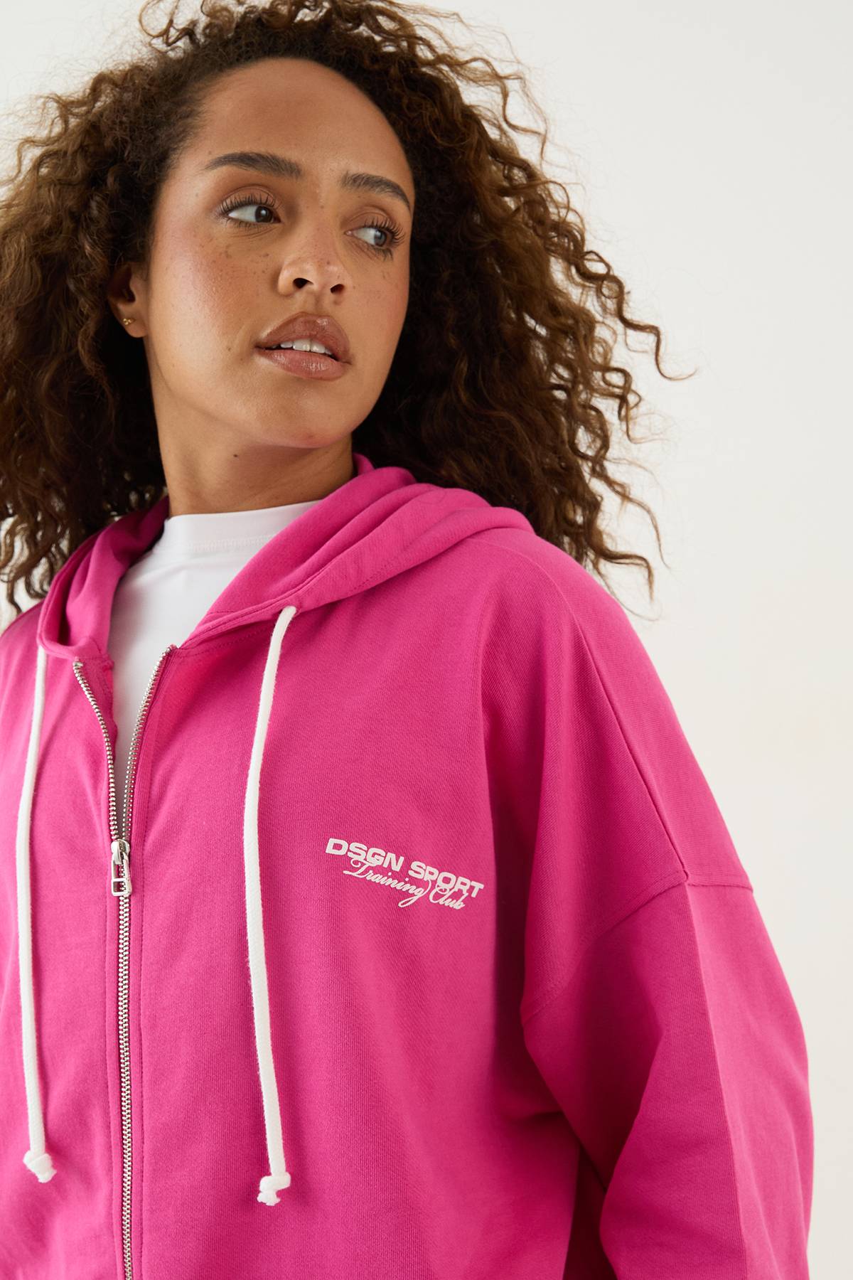 Sweat À Casynthétiqueche Zippé Léger Training Club Dsgn Studio
