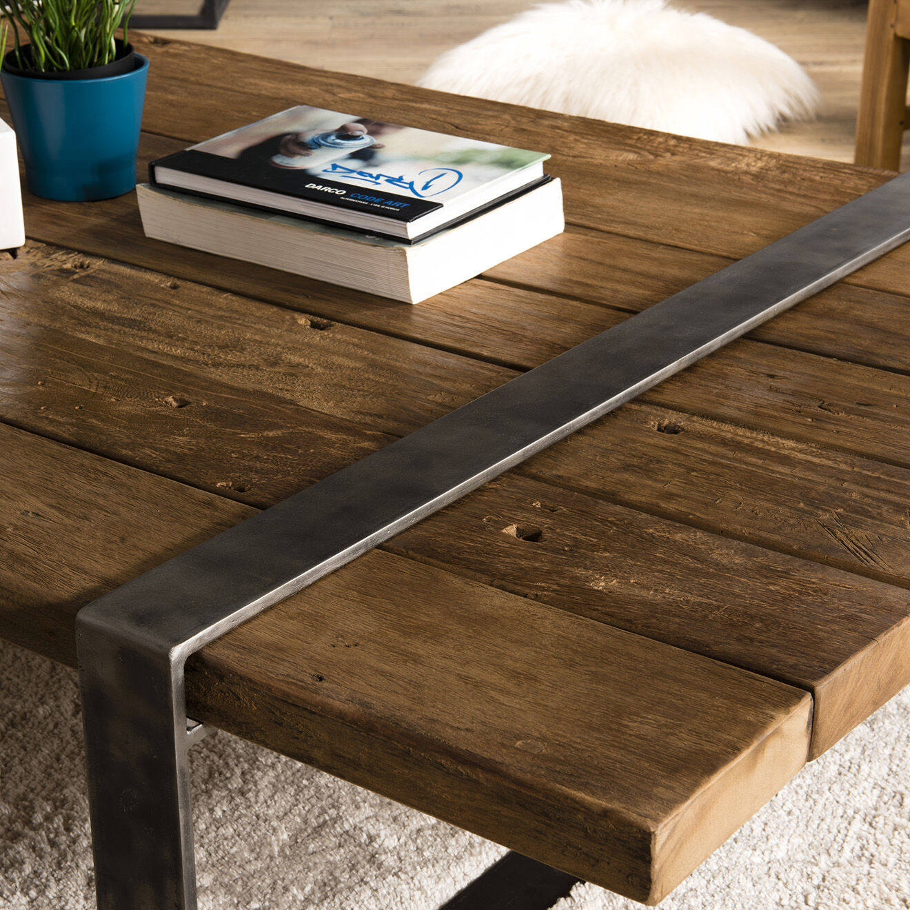Macabane Table basse en bois massif cerclée métal Mathis naturelle - 161x90x35 cm
