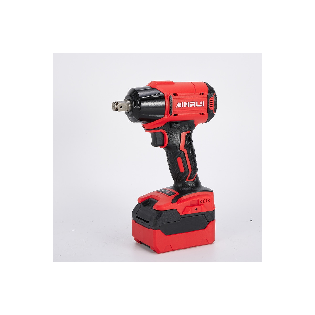 Verktøysett med batteridrill, bits, batterier og lader