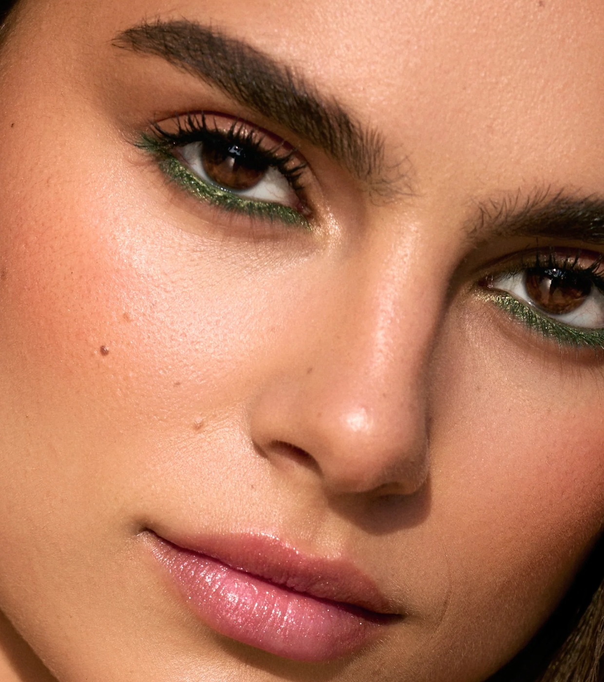 Saigu Cosmetics - *Mediterranean Glow* - Delineador - Satin Ivy