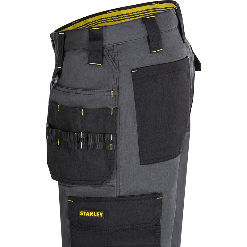 Stanley werkshort met holsterzakken 36 zwart