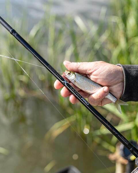 Canne waggler extra légère 13ft Matrix Horizon X Ultra Pro (12g) (3 sections)