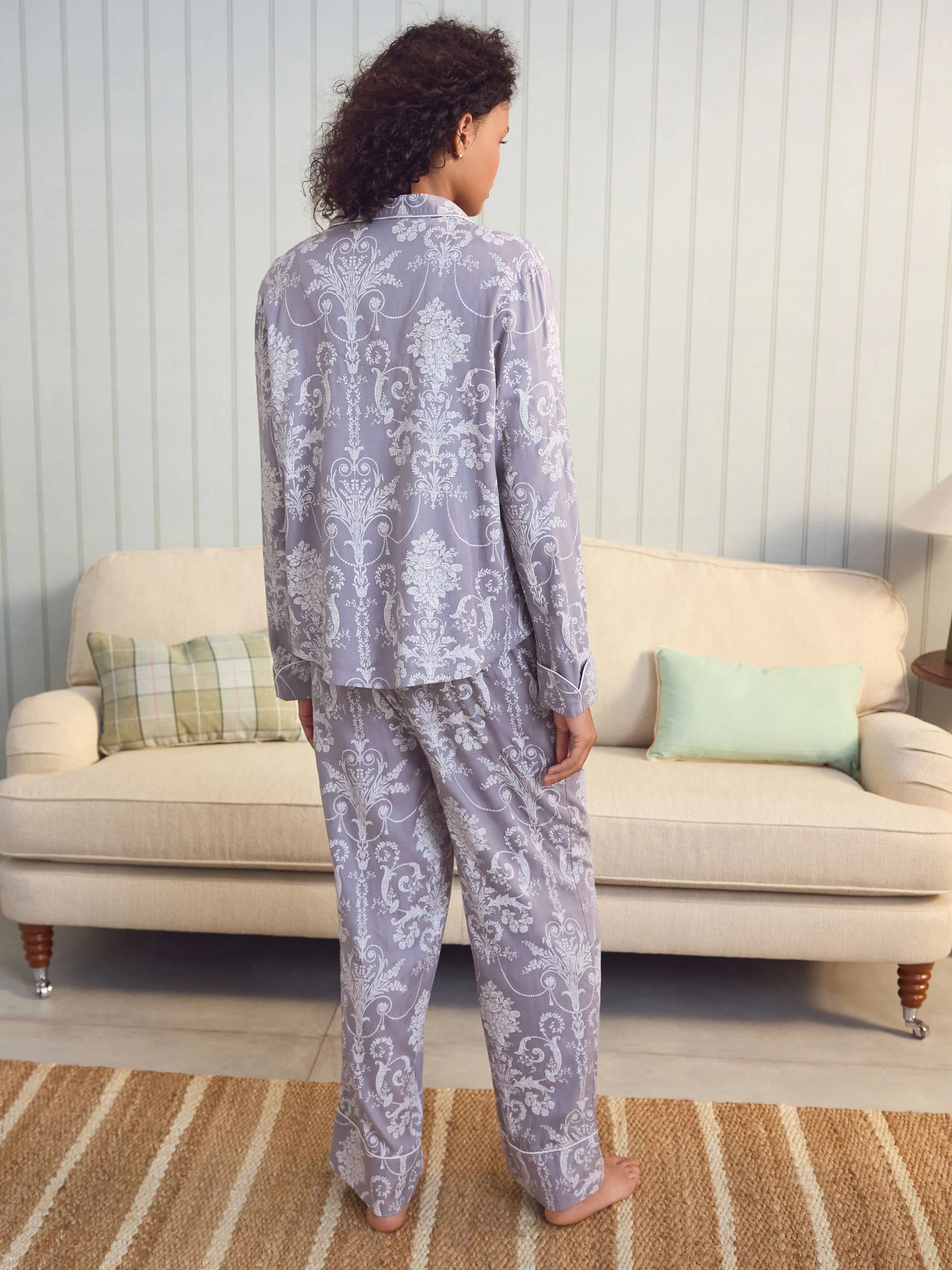 Grijs - Laura Ashley Josette pyjama met knopen
