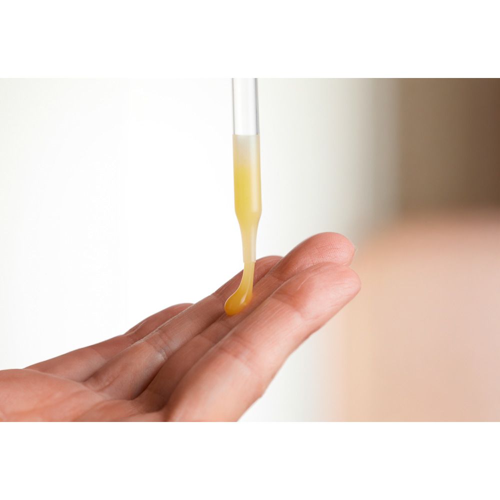 Raz Skincare Vitamin C Glow Serum - 30 ml.