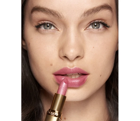 L'ORÉAL PARIS Color Riche Satin LippenstiftNr. 345 Cherry Crystal