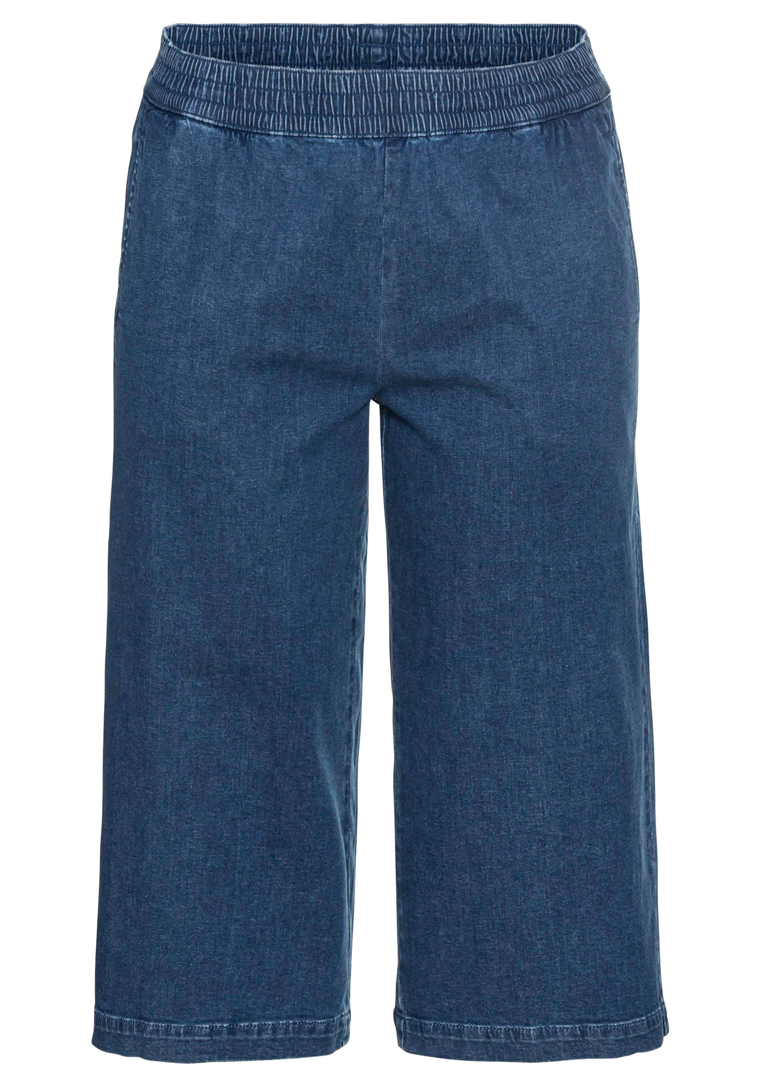 Jeans in 3/4-Länge, in weiter Beinform mit Schlupfbund