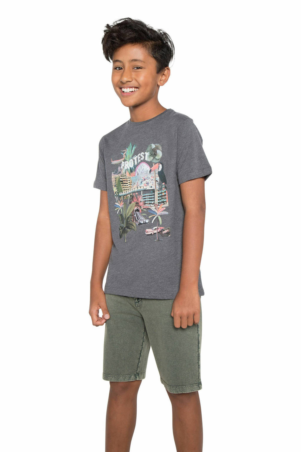 Protest regular fit short Orlin Jr groen