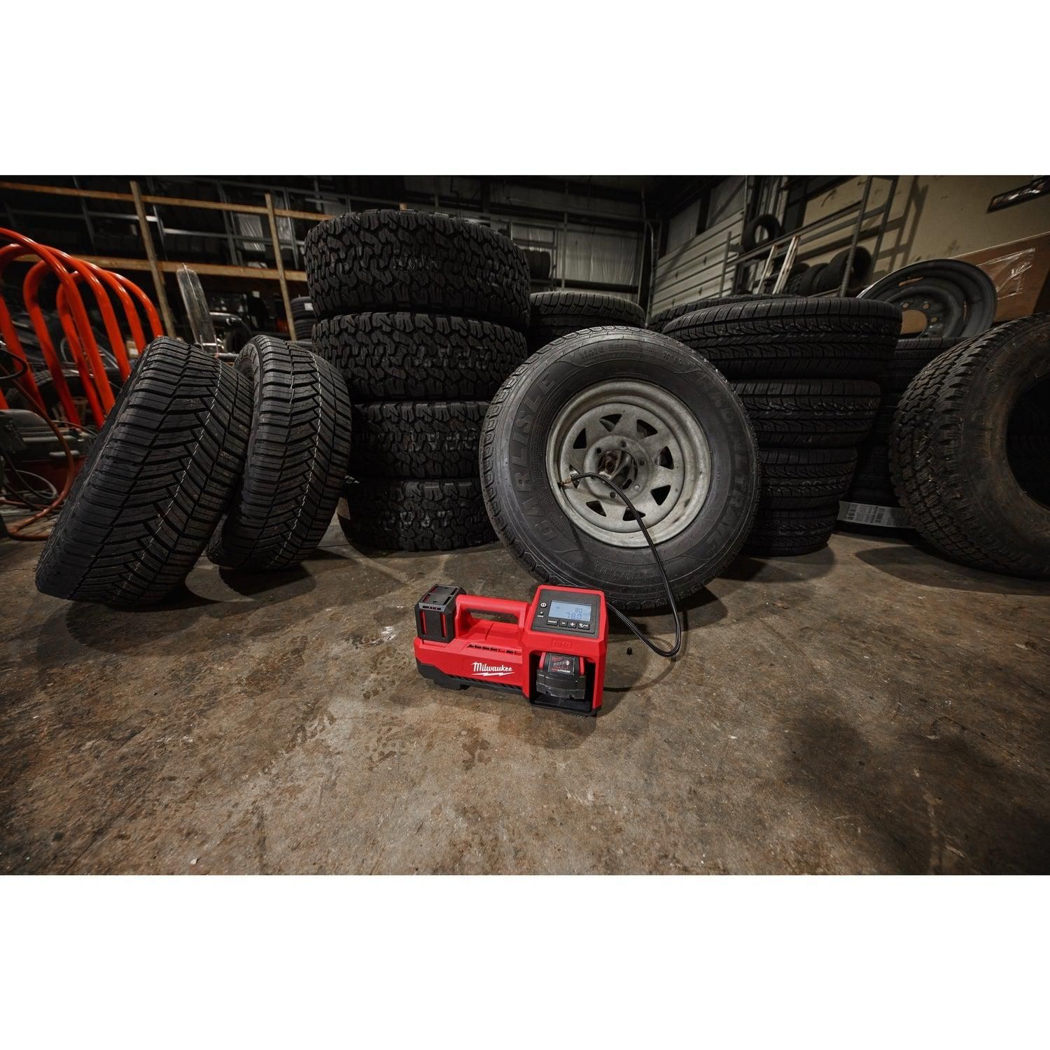 Milwaukee M18 BI-0 Accu Bandencompressor 18V Basic Body - 4933478706