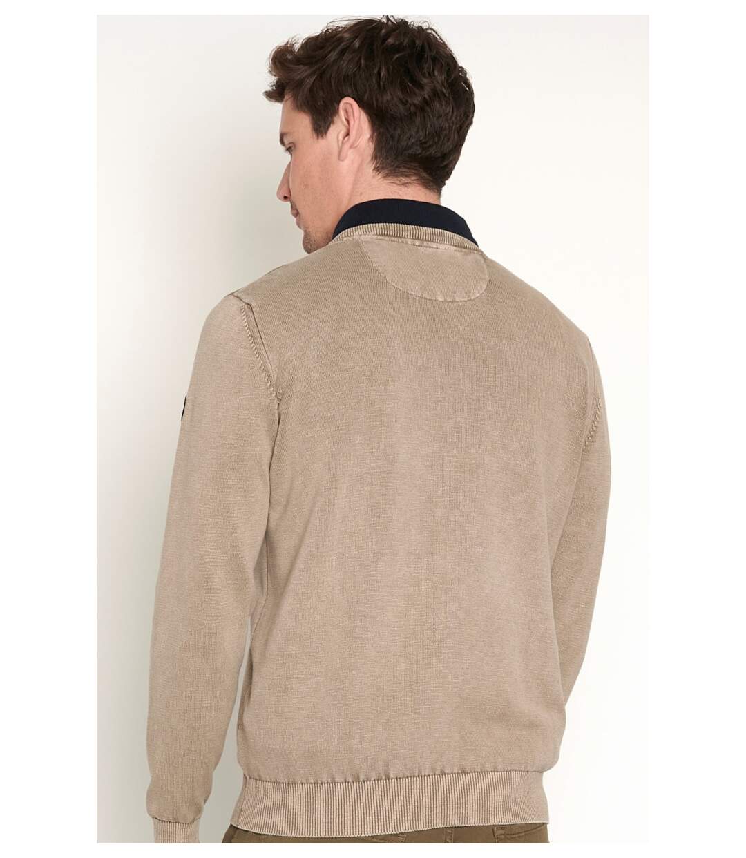 Pull col v