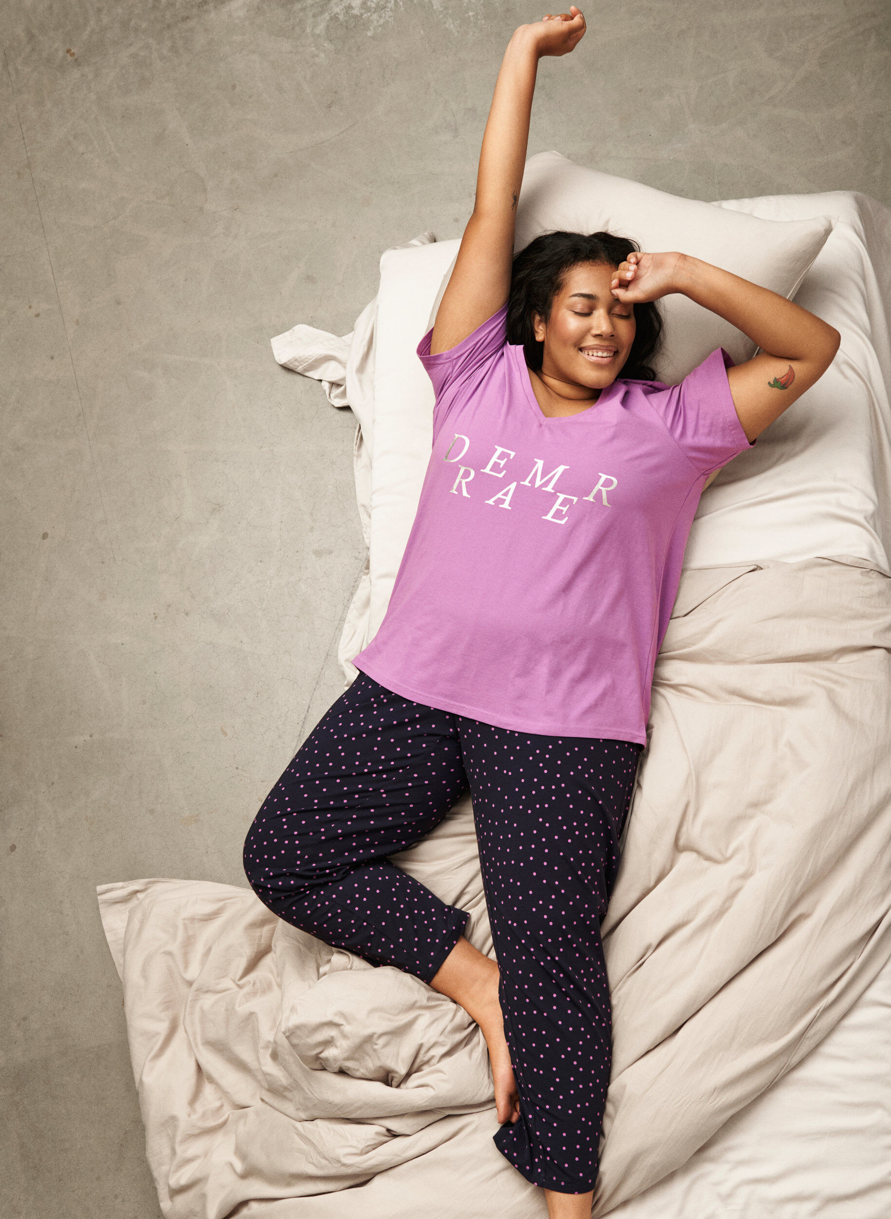 Bomulds nat t-shirt med tekstprint
