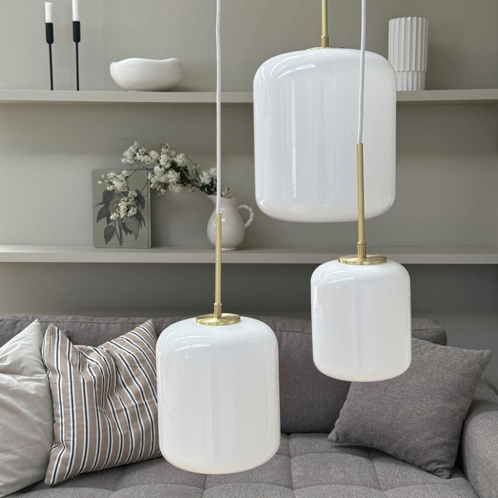 TAKLAMPE DYBERG LARSEN SILVIA 20CM OPAL/MESSING