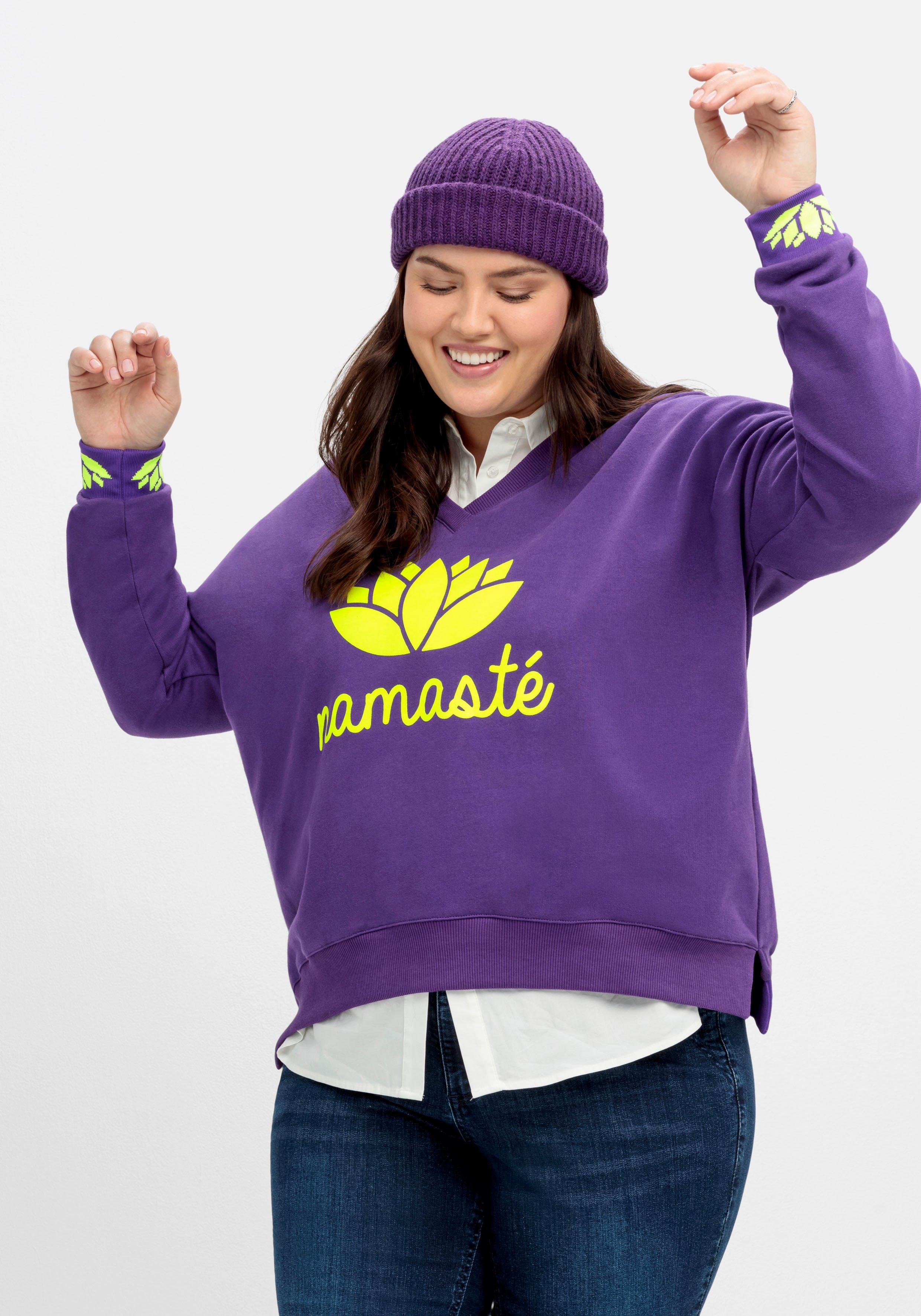 Sweater mit Yoga-Print, hinten länger als vorn