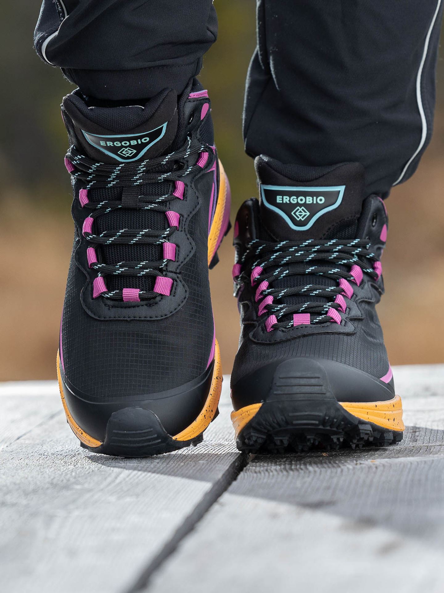 Trekker Lady WP