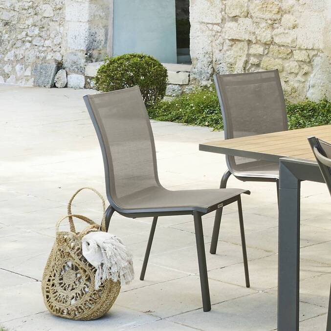 Chaise de jardin empilable AXANT Wengé & Praline
