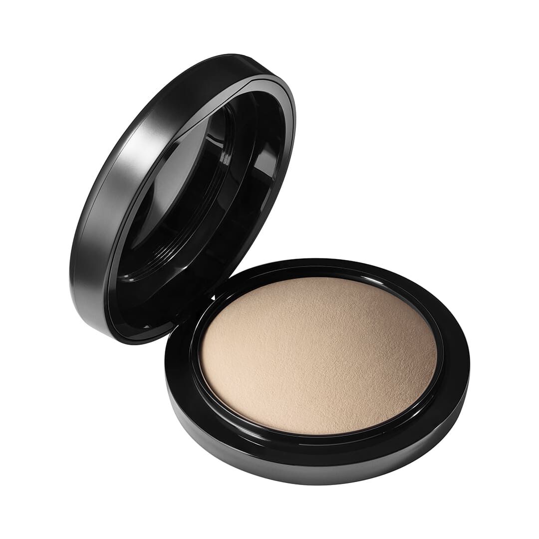MAC MINERALIZE SKINFINISH NATURAL