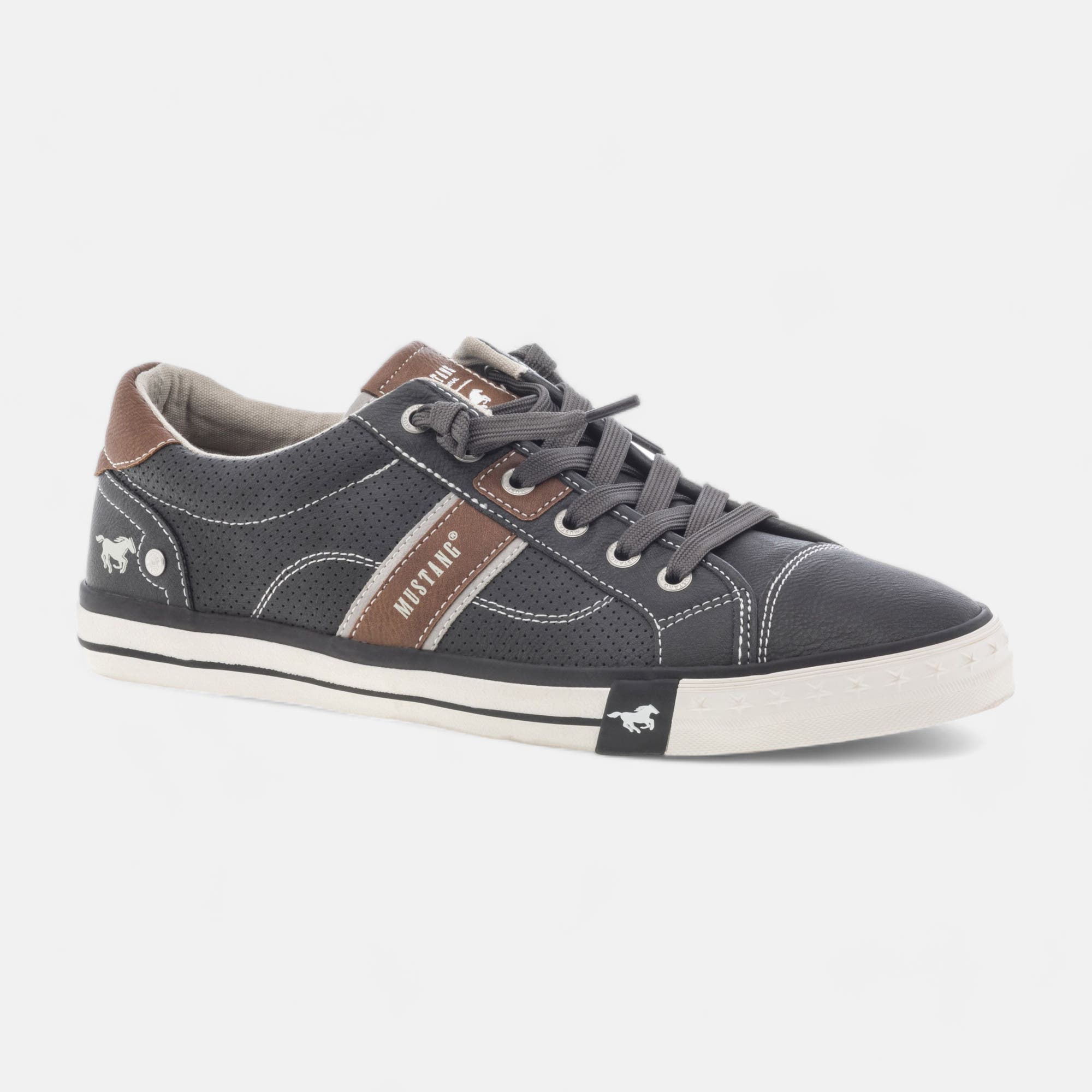 Baskets basses Homme noir