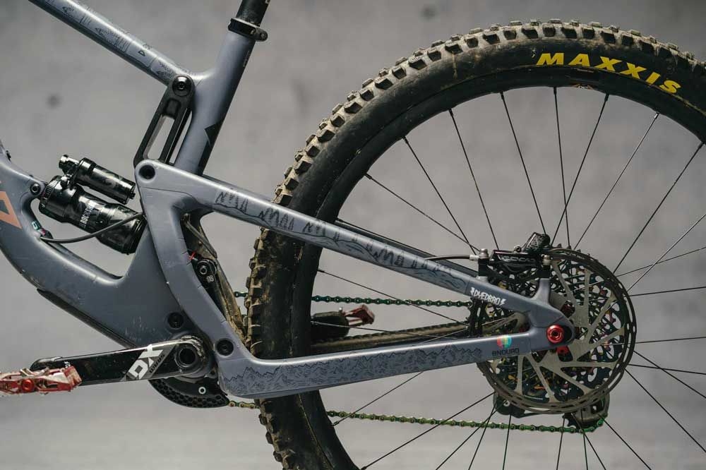 DYEDBRO EWS Mountains Rahmenschutz Kit kaufen | Bike-Discount