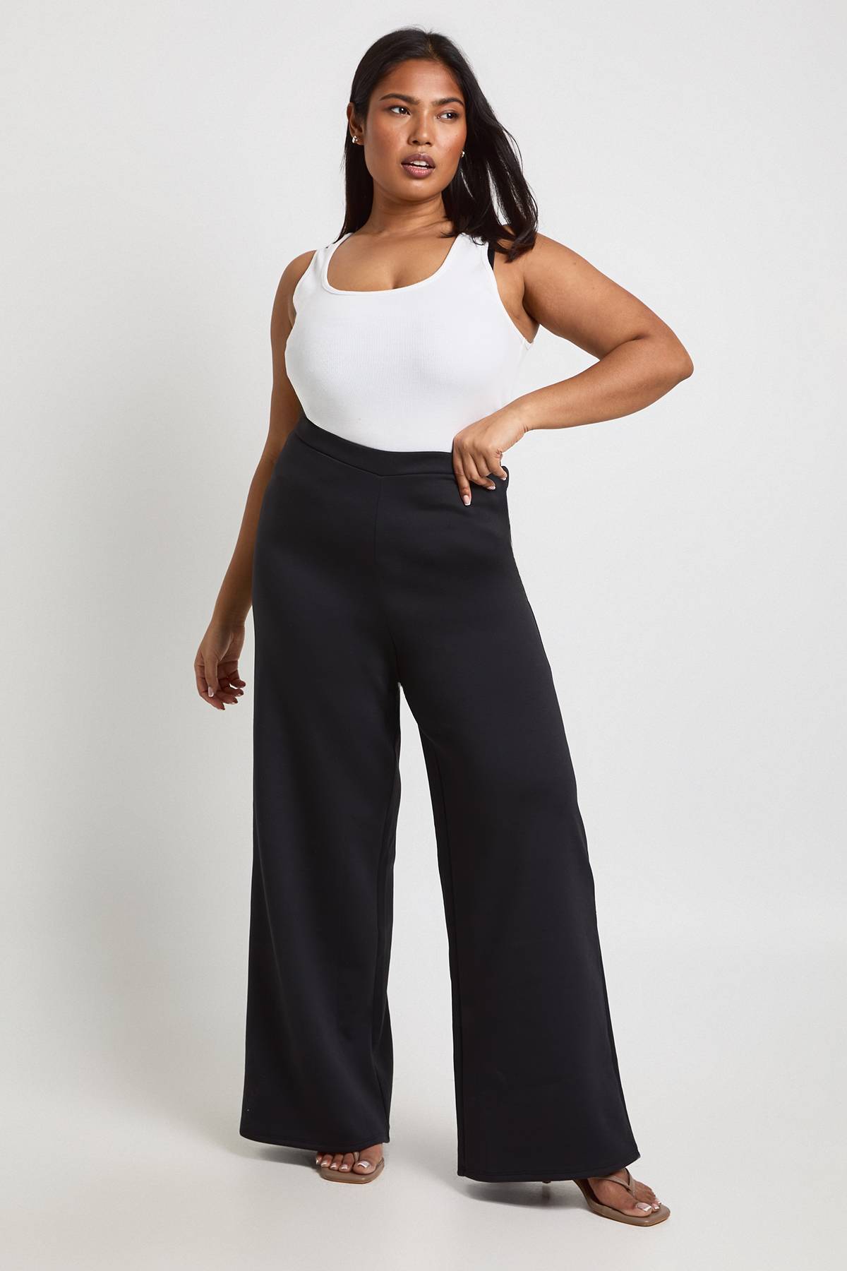 boohoo Pantalon Large Grande Taille
