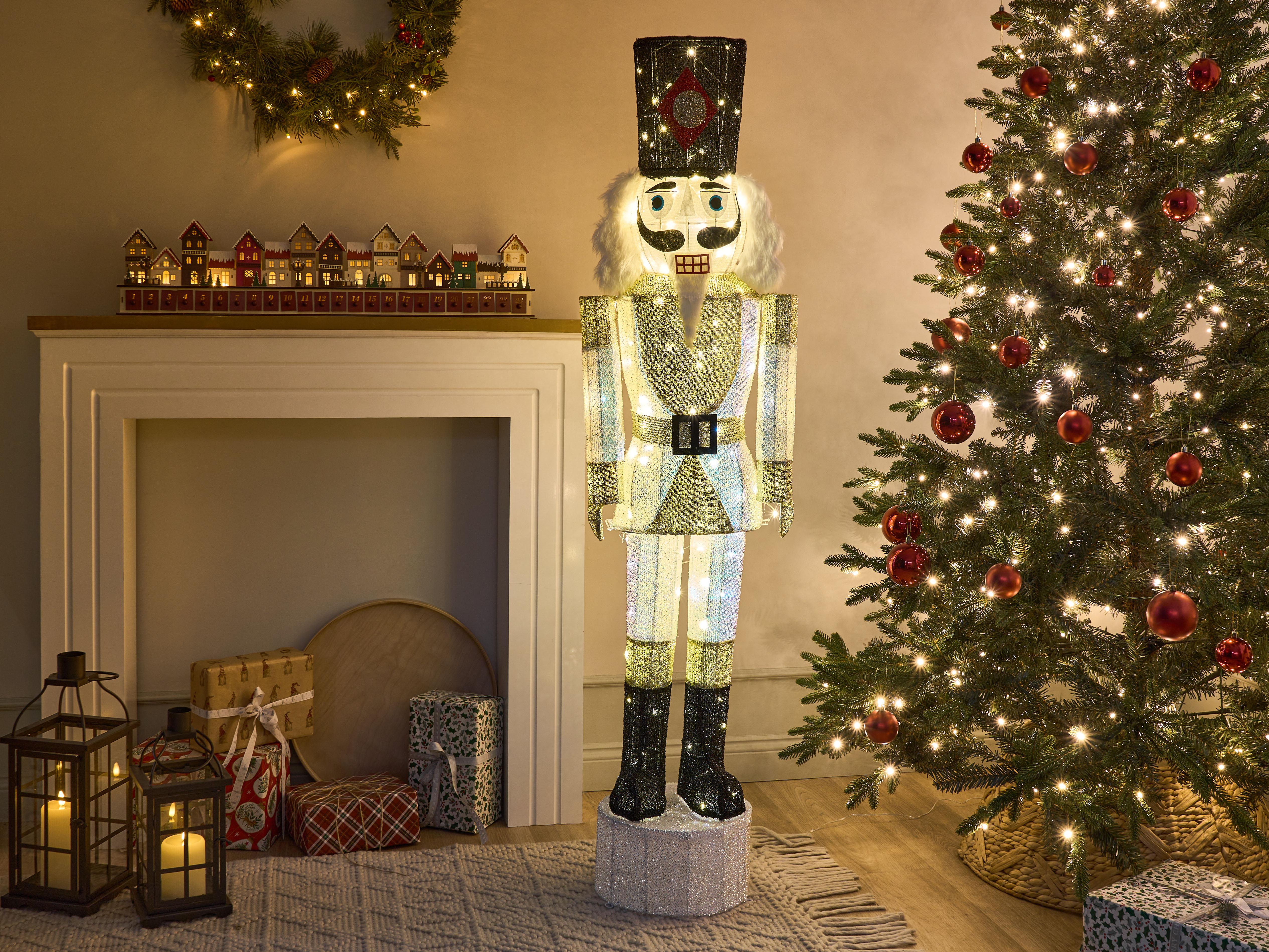 Buitendecoratie LED STOROVAN Notenkraker 152 cm Wit/goud