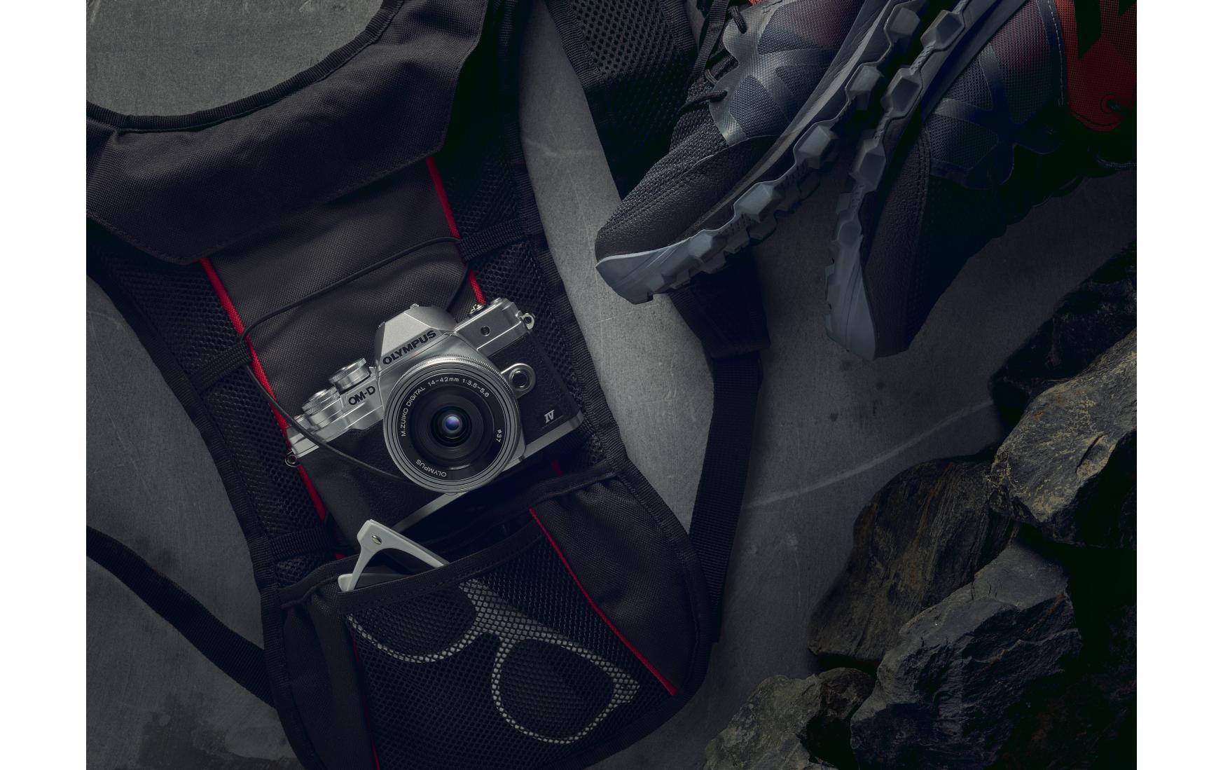 Fotokamera E-M10 Mark IV Kit 14-42 Schwarz<br>Kompakte Fotokamera mit Bildstabilisator und Sucher