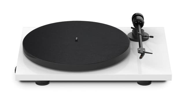 Pro-Ject E1 AT3600L White
