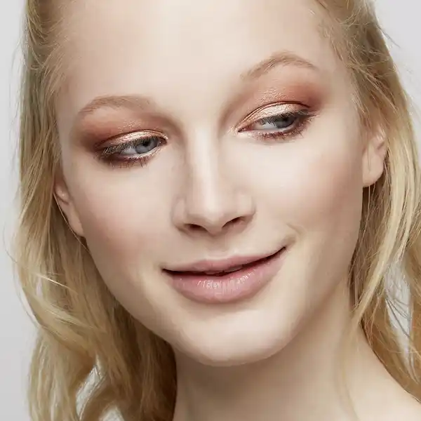 the ROSE edition eyeshadow palette 20
