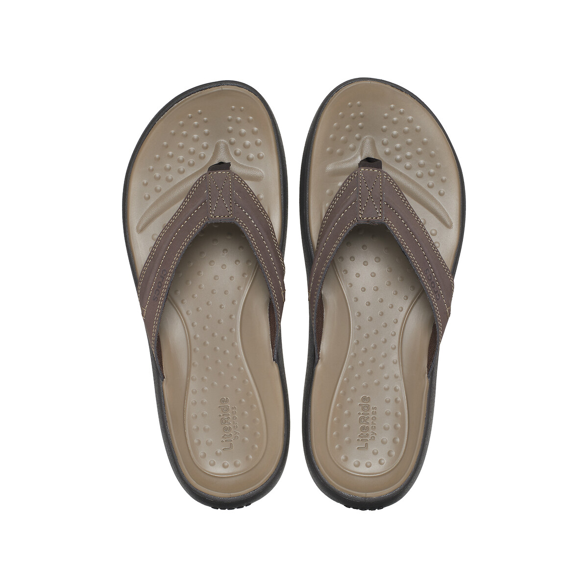 CROCS<br>Chinelo com tira entre os dedos Yukon Vista
