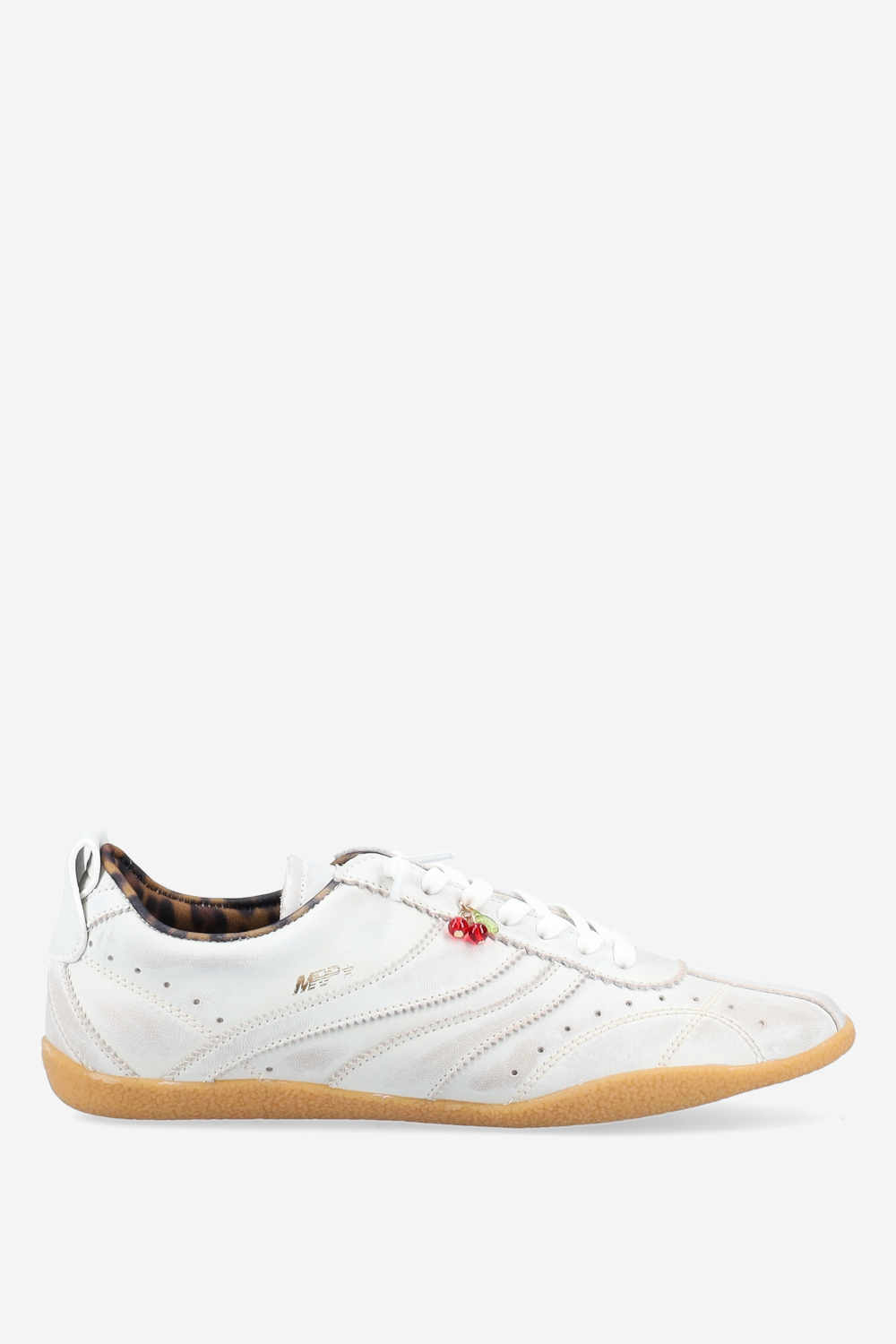 Runaway leather sneakers