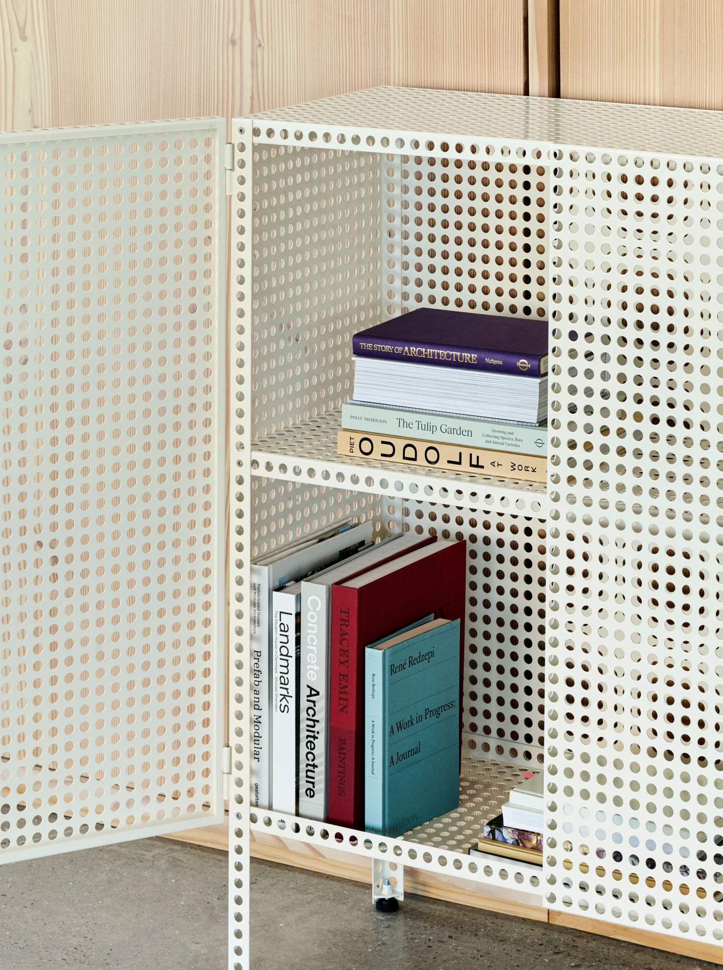 Wandkast Perforated Cabinet Floor M eggshell