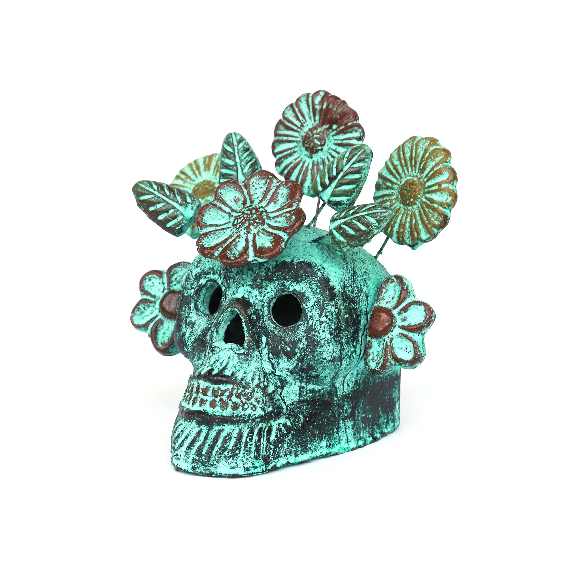 Totenkopf mit Blumen aus Terrakotta, grün, braun, H 28 cm, B 19 cm, L 23 cm von fischer's lagerhaus