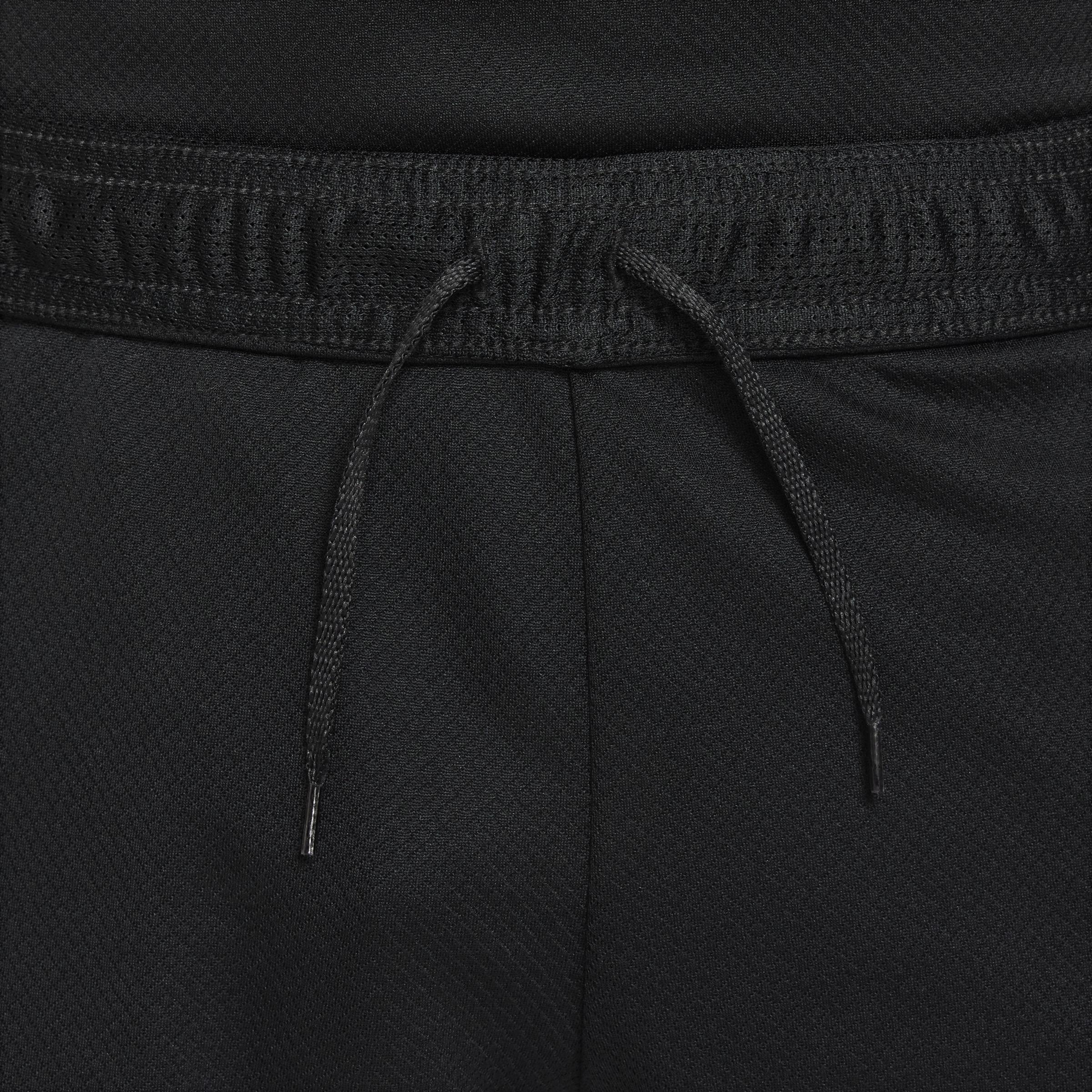 Nike Strike24 Big KidsDri FIT Shorts