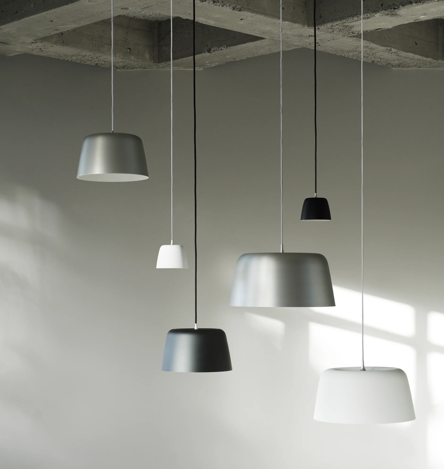 Normann Copenhagen  Tub lampe, hvid - Ø13 cm.