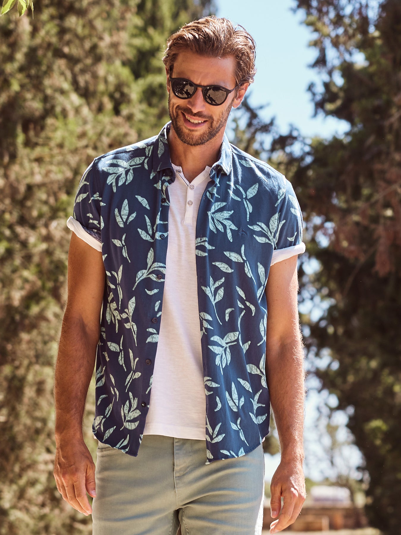 Kurzarmhemd mit floralem Print