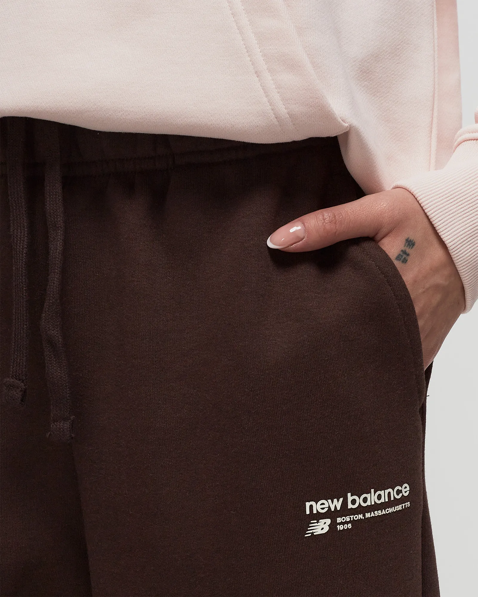 New Balance Linear Heritage Brushed Back Fleece Sweatpant