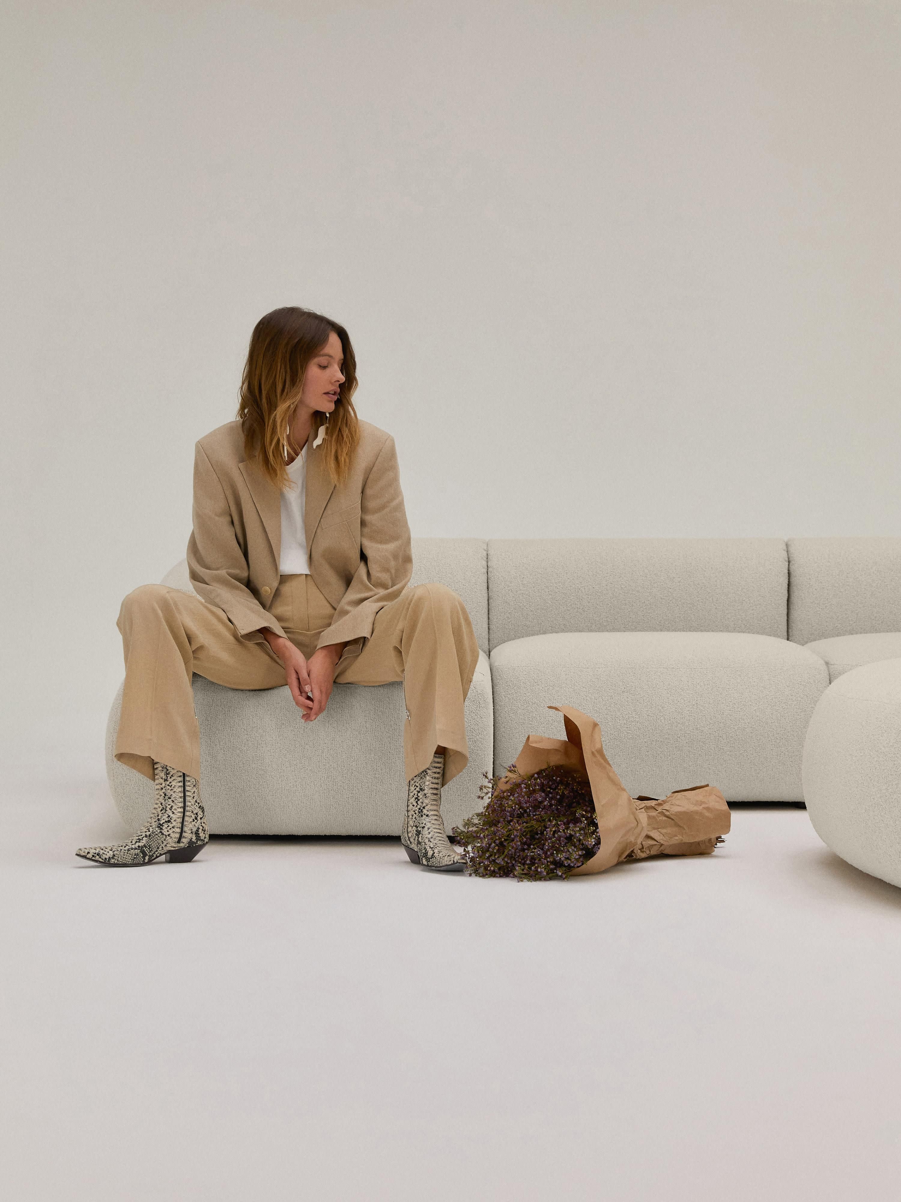 Chaise longue hoekmodule Sofia uit bouclé