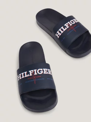 Chinelo de piscina com tira de logotipo