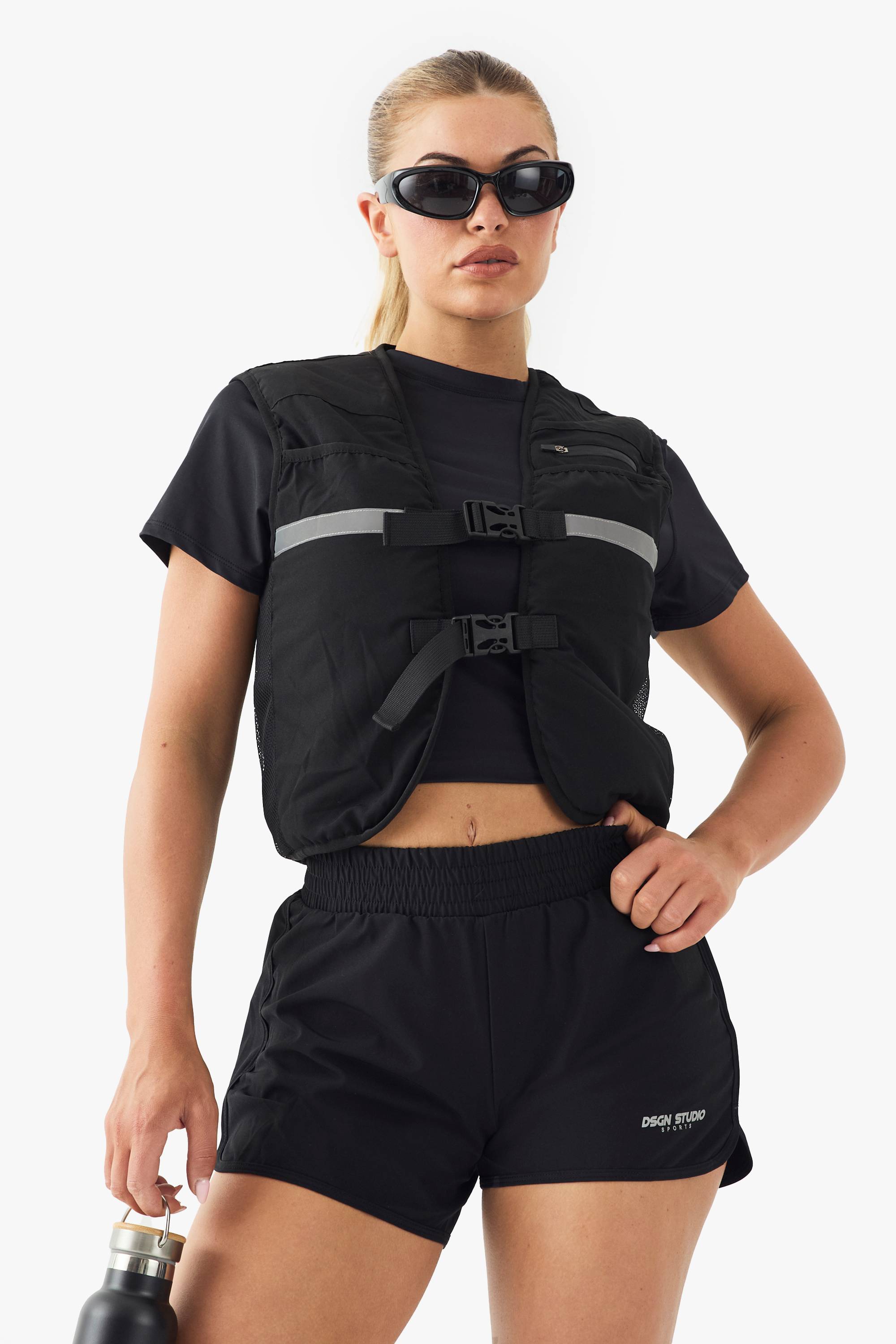 DSGN Studio Sport Hydration Vest