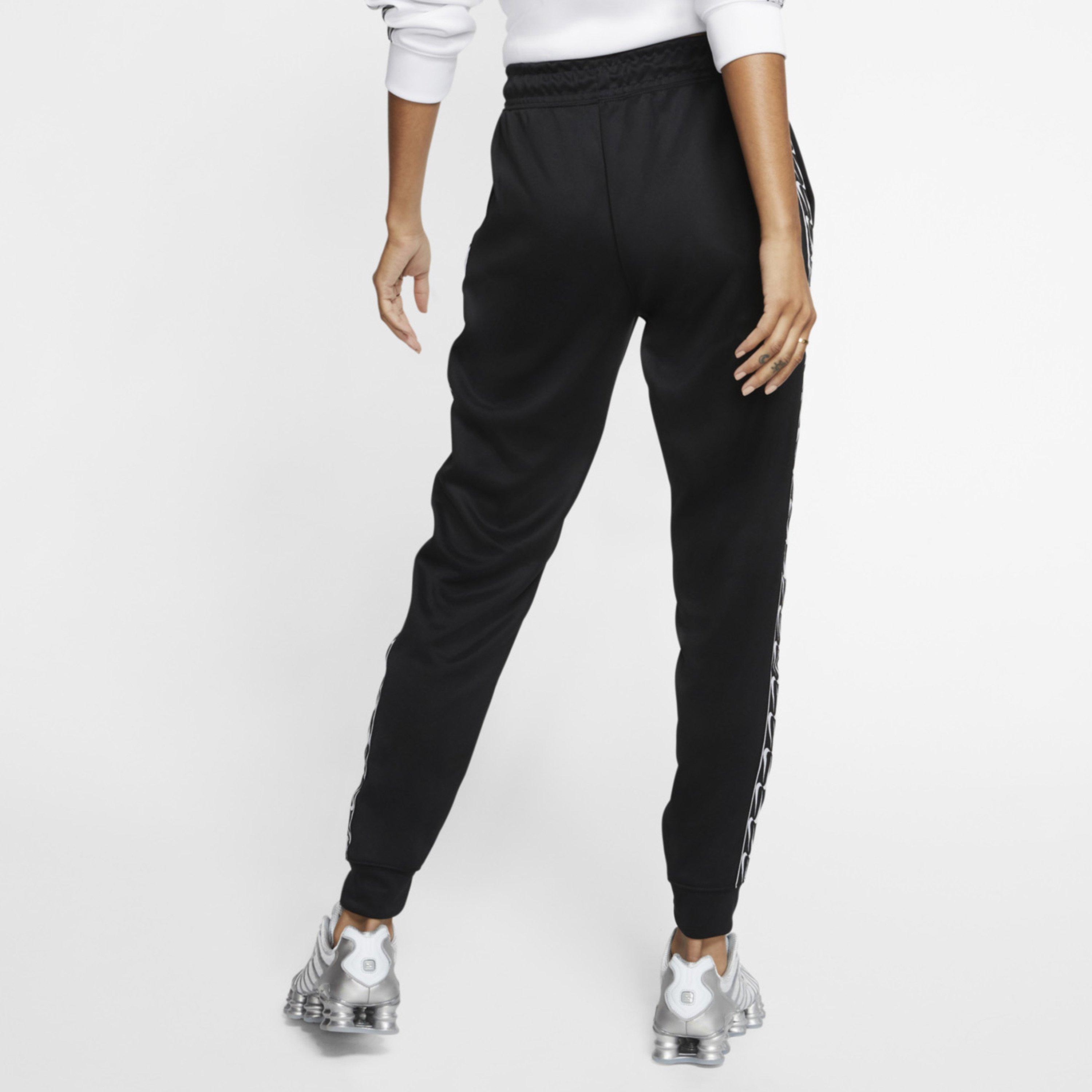 Nike NSW Logo Joggers