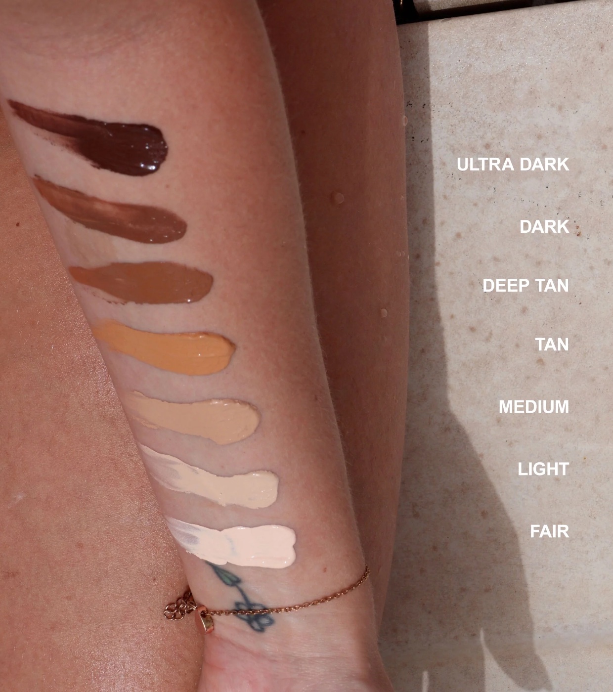 Technic Cosmetics - Base de maquiagem em soro Triple Wave - Dark