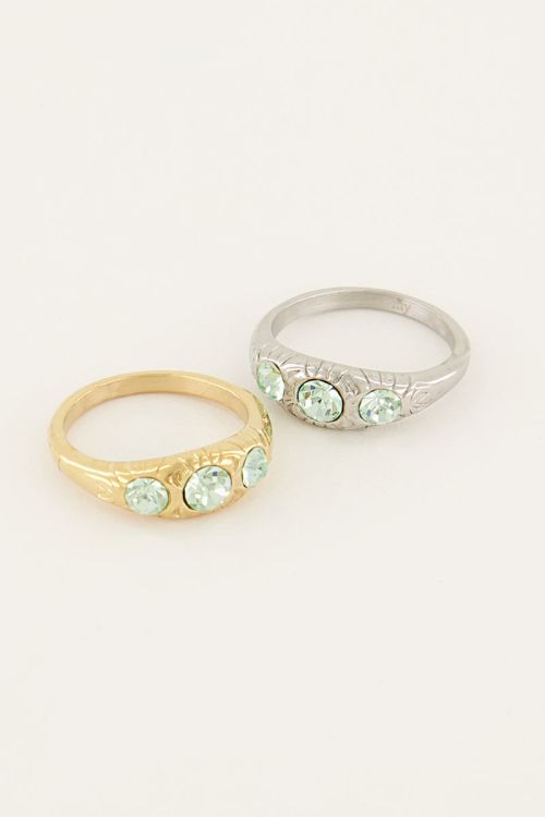 Triple mint leaves ring