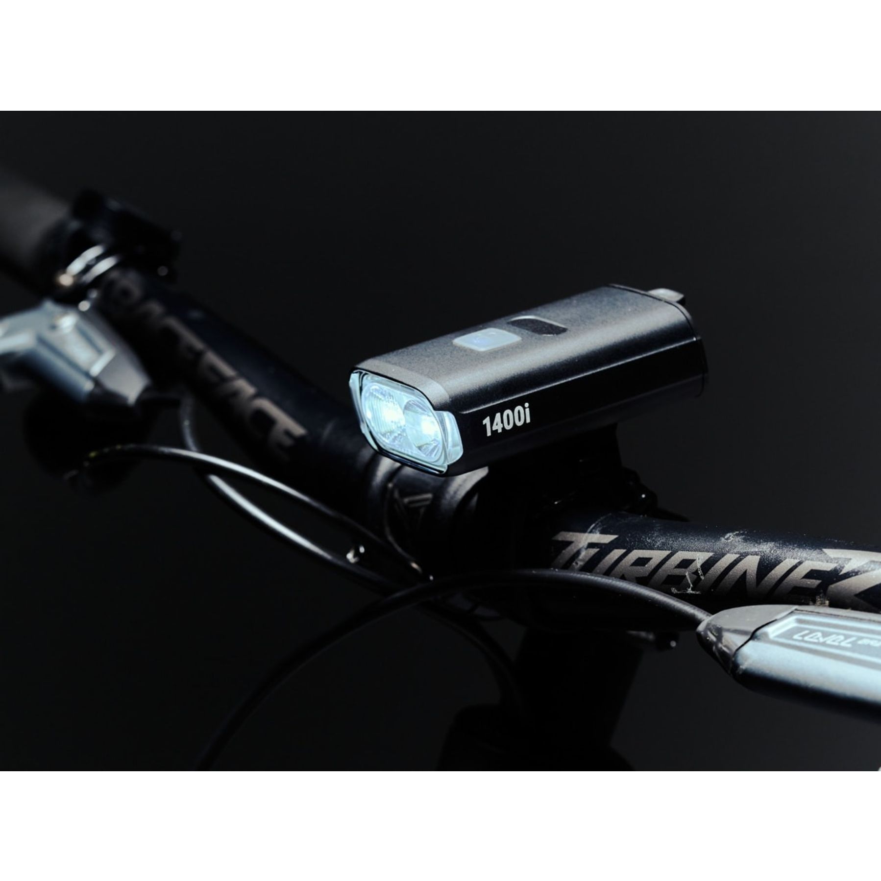 BBB Cycling BLS-275i StrikeDuo 1400i + BLS-255 Signal Verlichtingsset