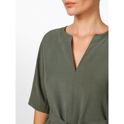 Damenkleid mit Gürtel, Mittelgrün