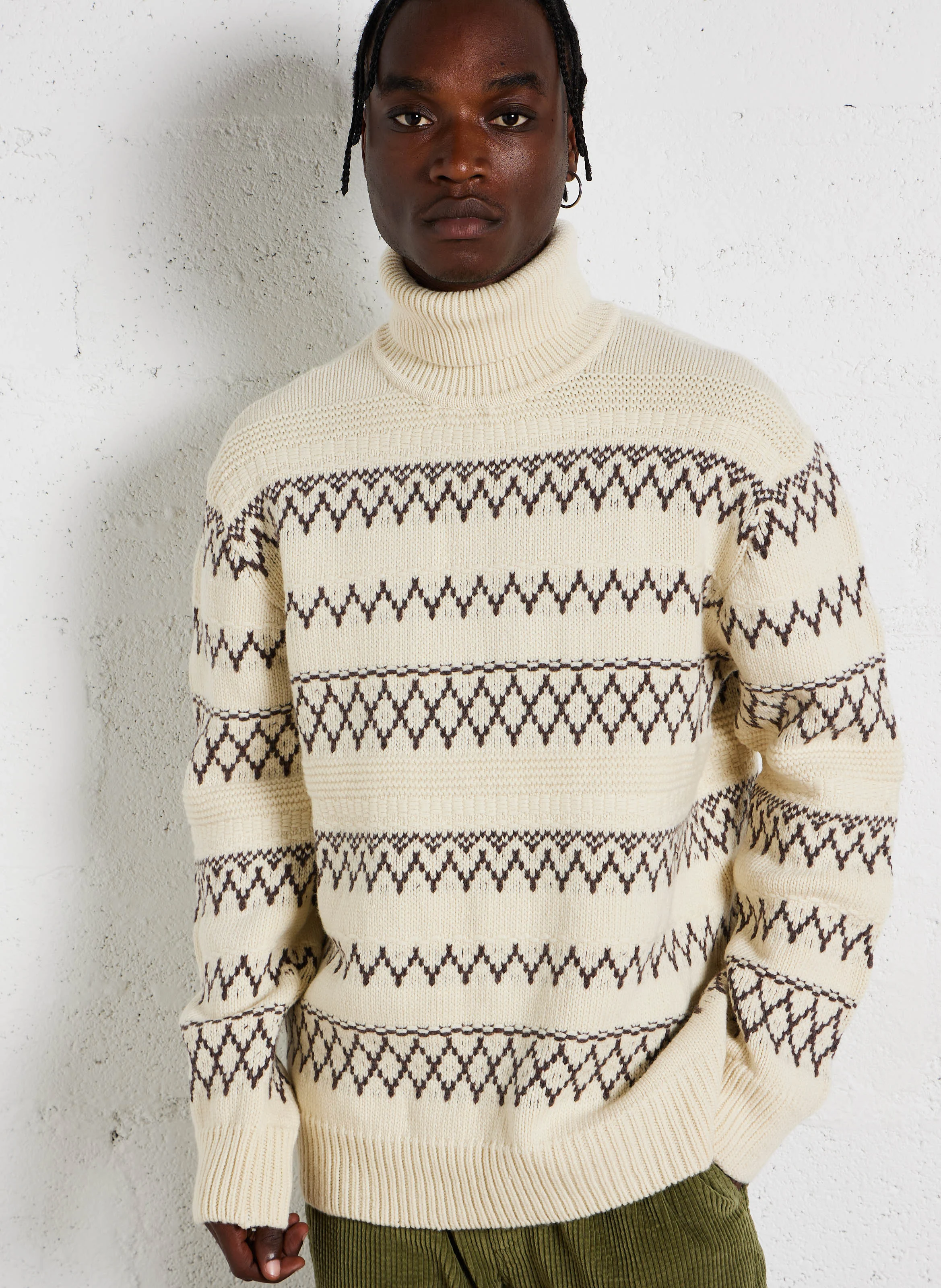 Pull ample col roulé en laine| Beige