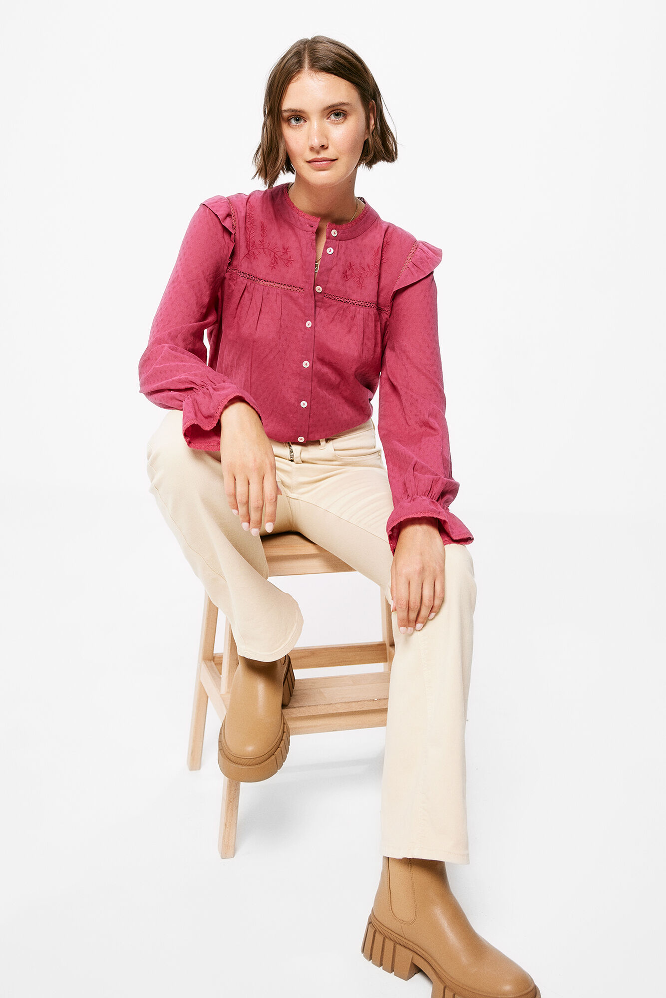 Calça jeans com lavagem sustentável e corte bota™