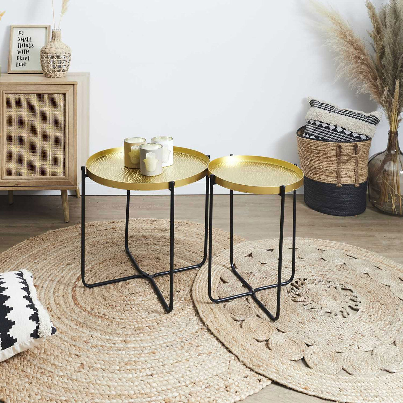 Home Deco Factory Table d'appoint métal martelé Alia doré/noir - 35x45x35 cm