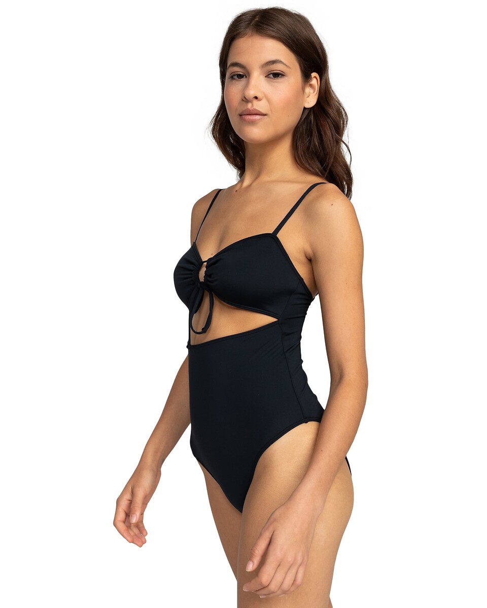 ROXY<br>Clássicos de Maiô para Praia