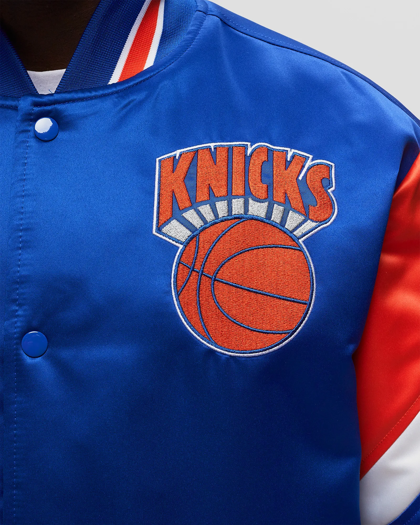 Jaqueta Mitchell & Ness NBA de cetim pesado, New York Knicks