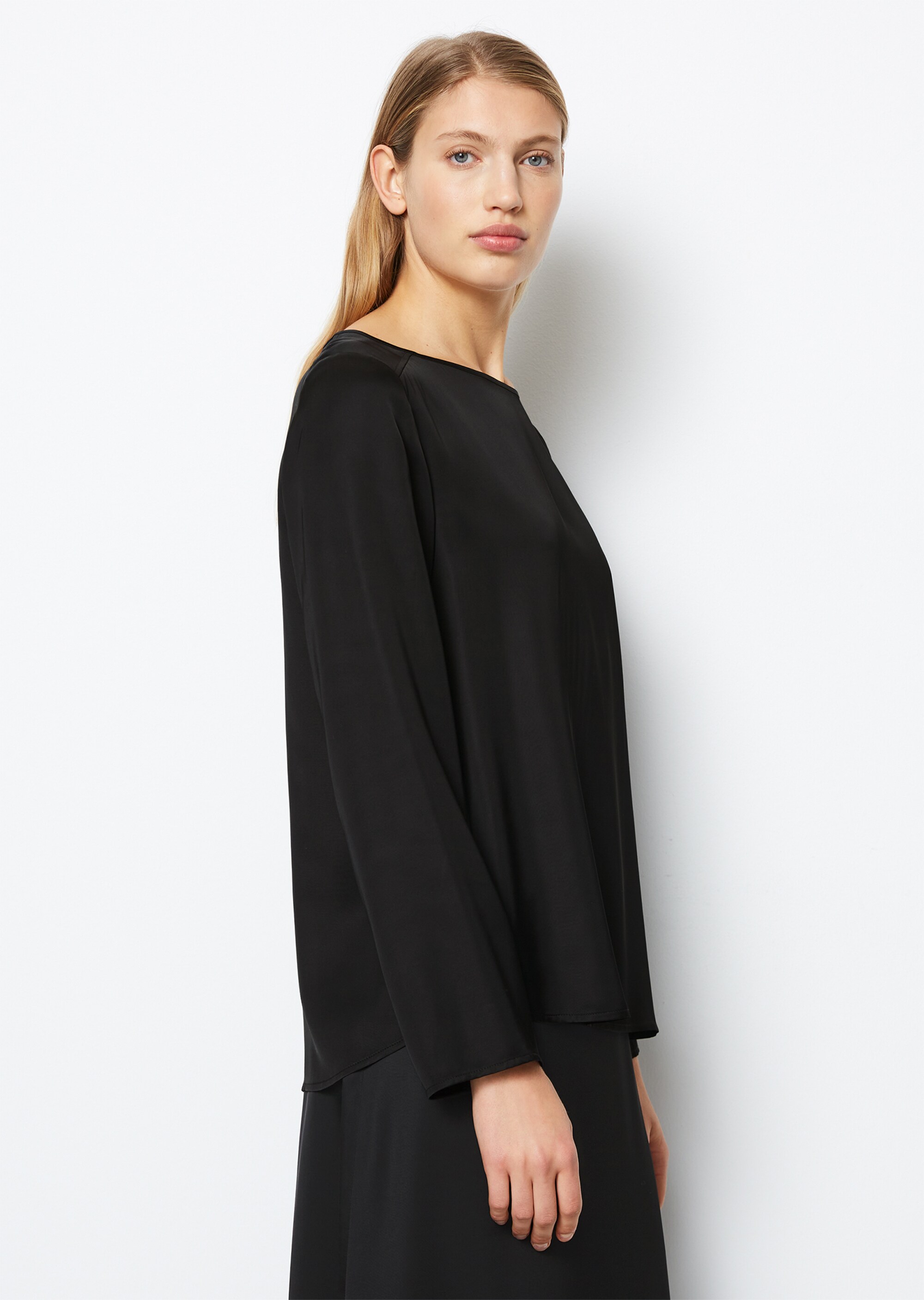 Fließendes Blusenshirt regularaus Viskose-Satin