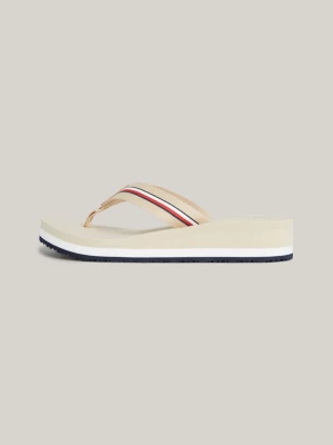 Chinelo de dedo com plataforma Signature