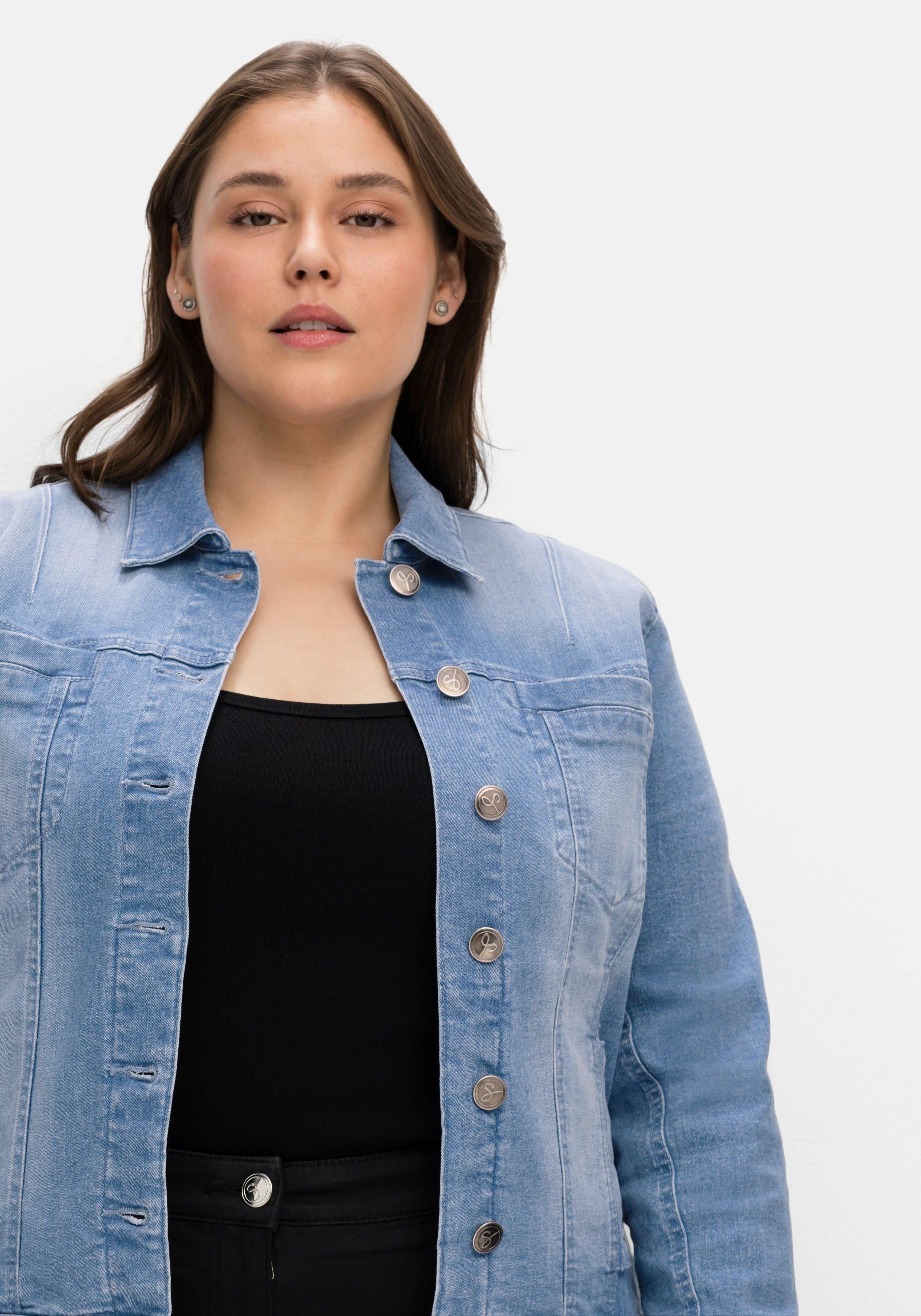 Jeansjacke in leicht taillierter und verkürzter Form